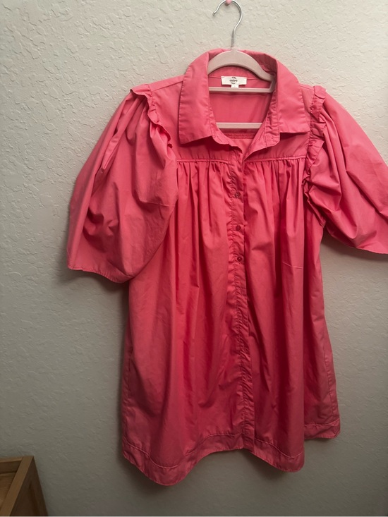 entro Dresses & Skirts - entro pink button up dress